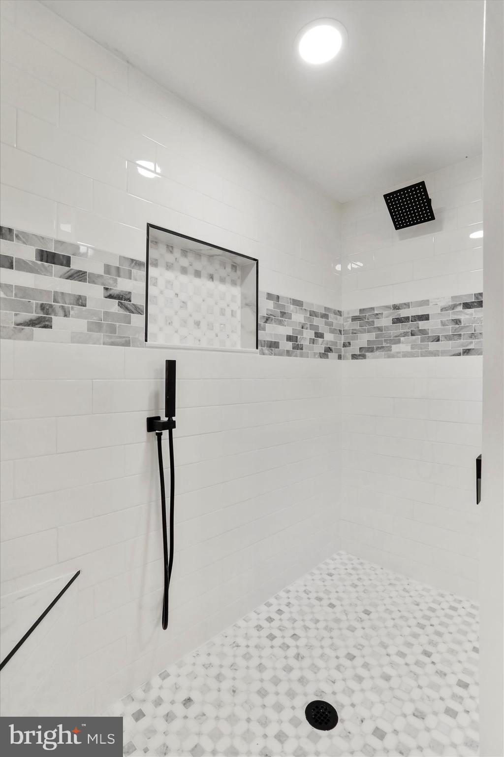 HAGERSTOWN - Residential