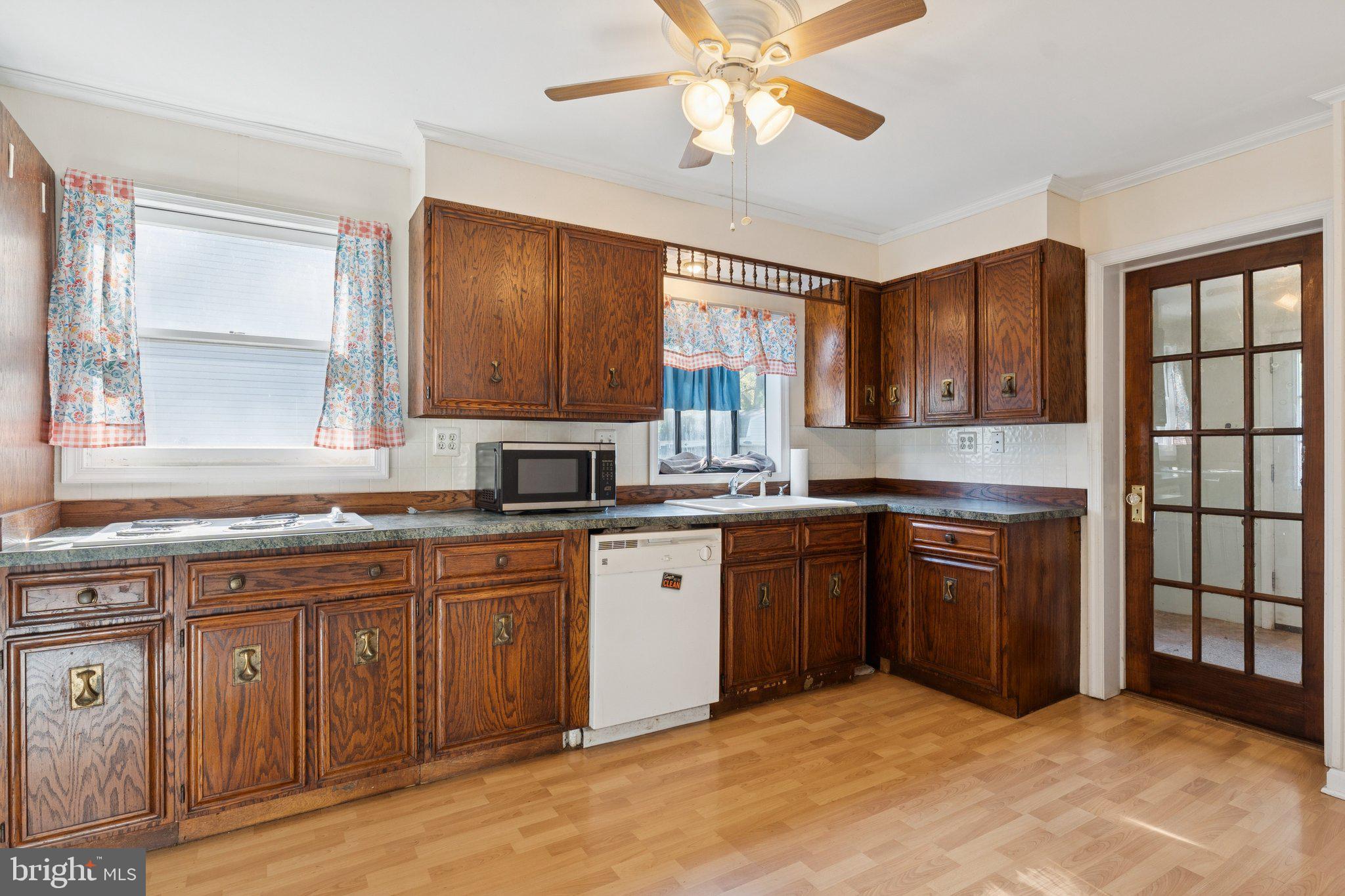 SELBY ON THE BAY - Residential