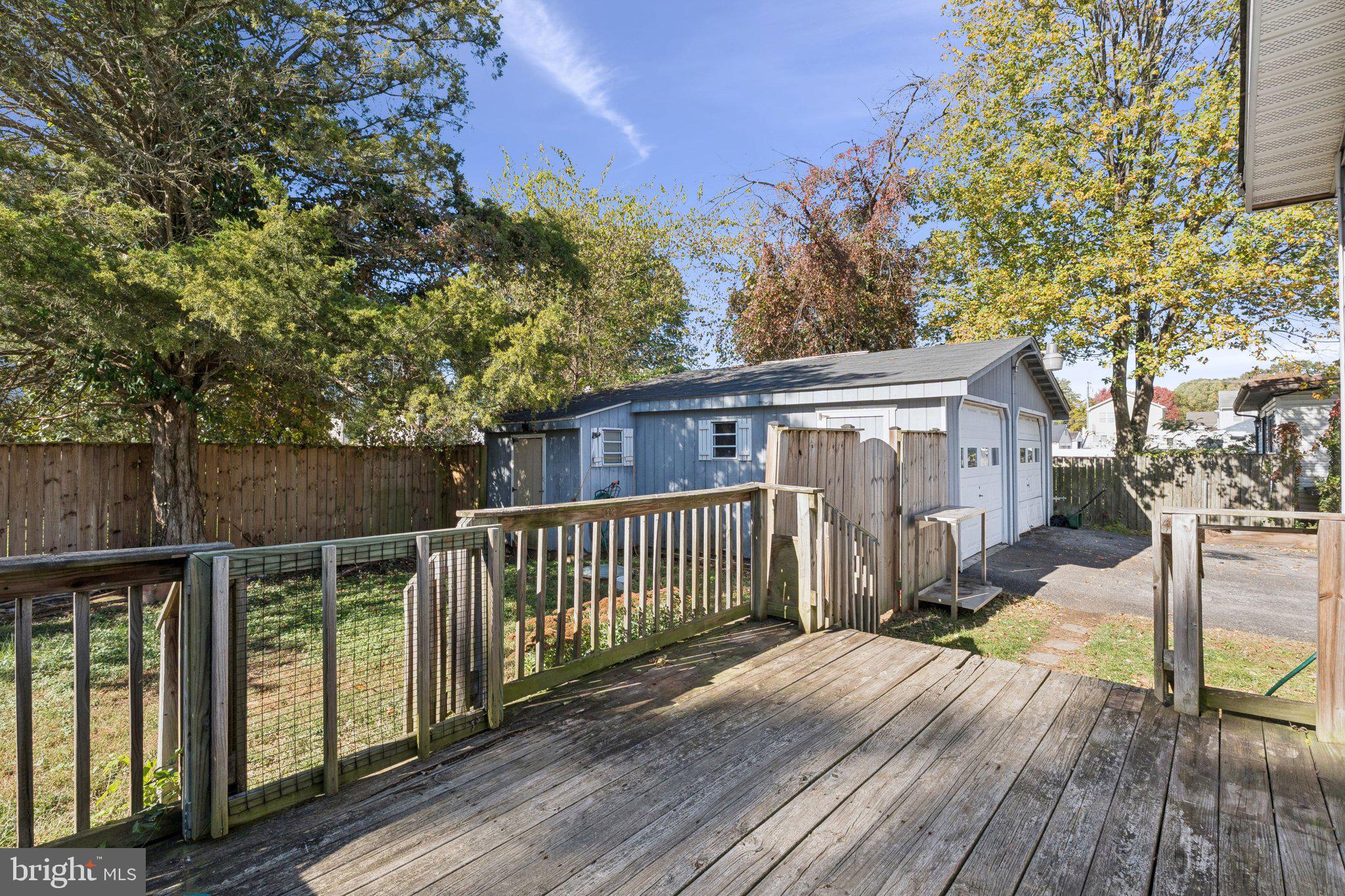 SELBY ON THE BAY - Residential