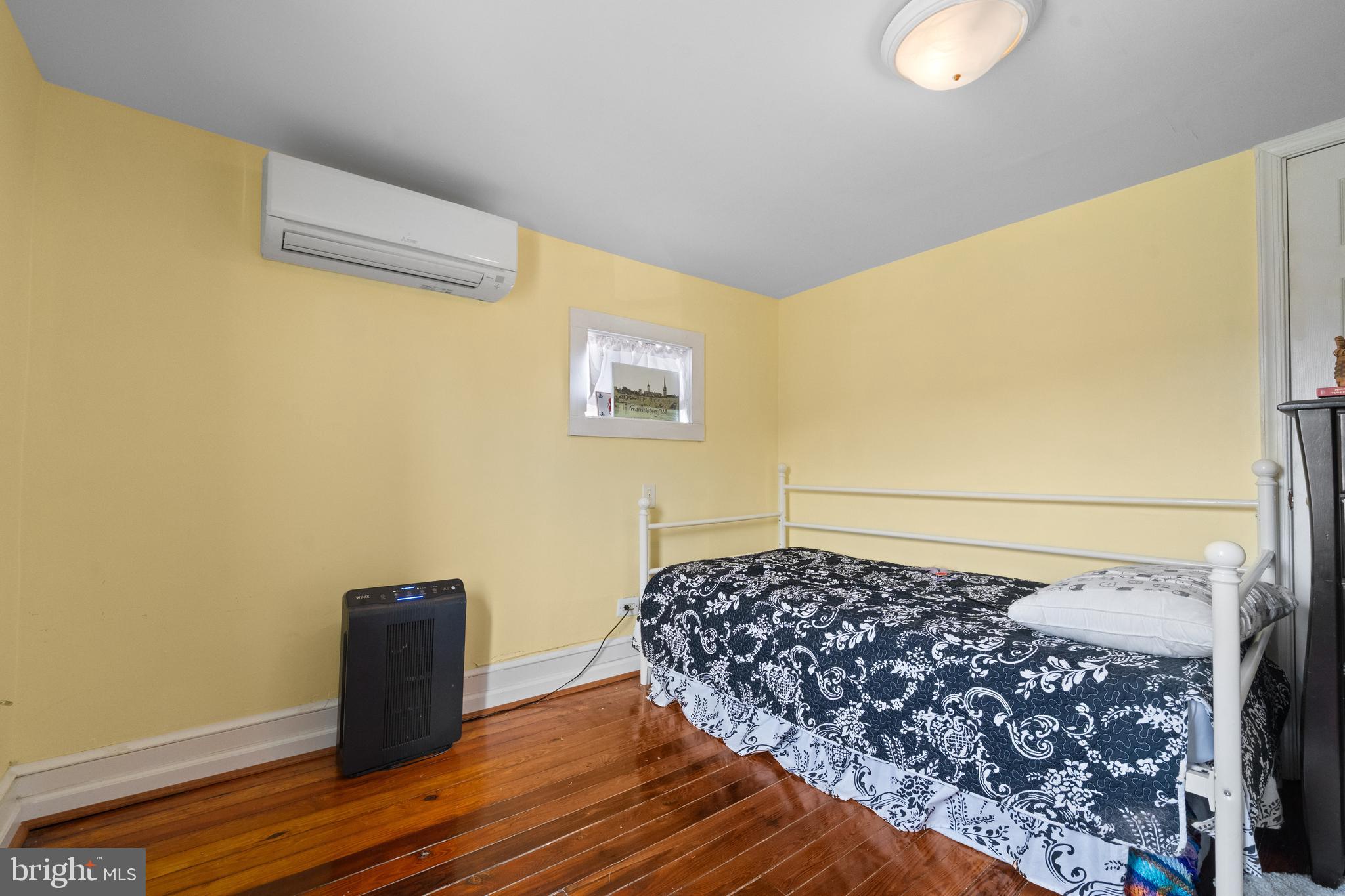 FALMOUTH - Residential