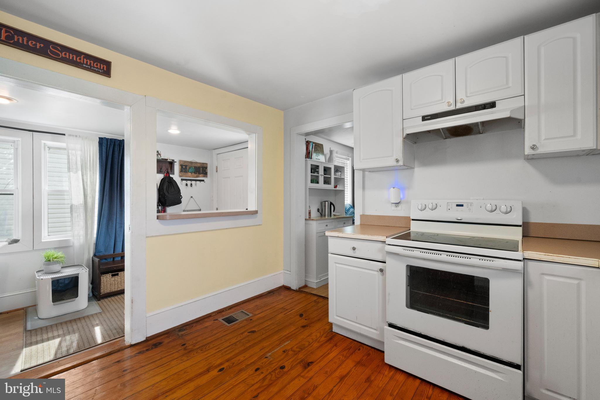 FALMOUTH - Residential