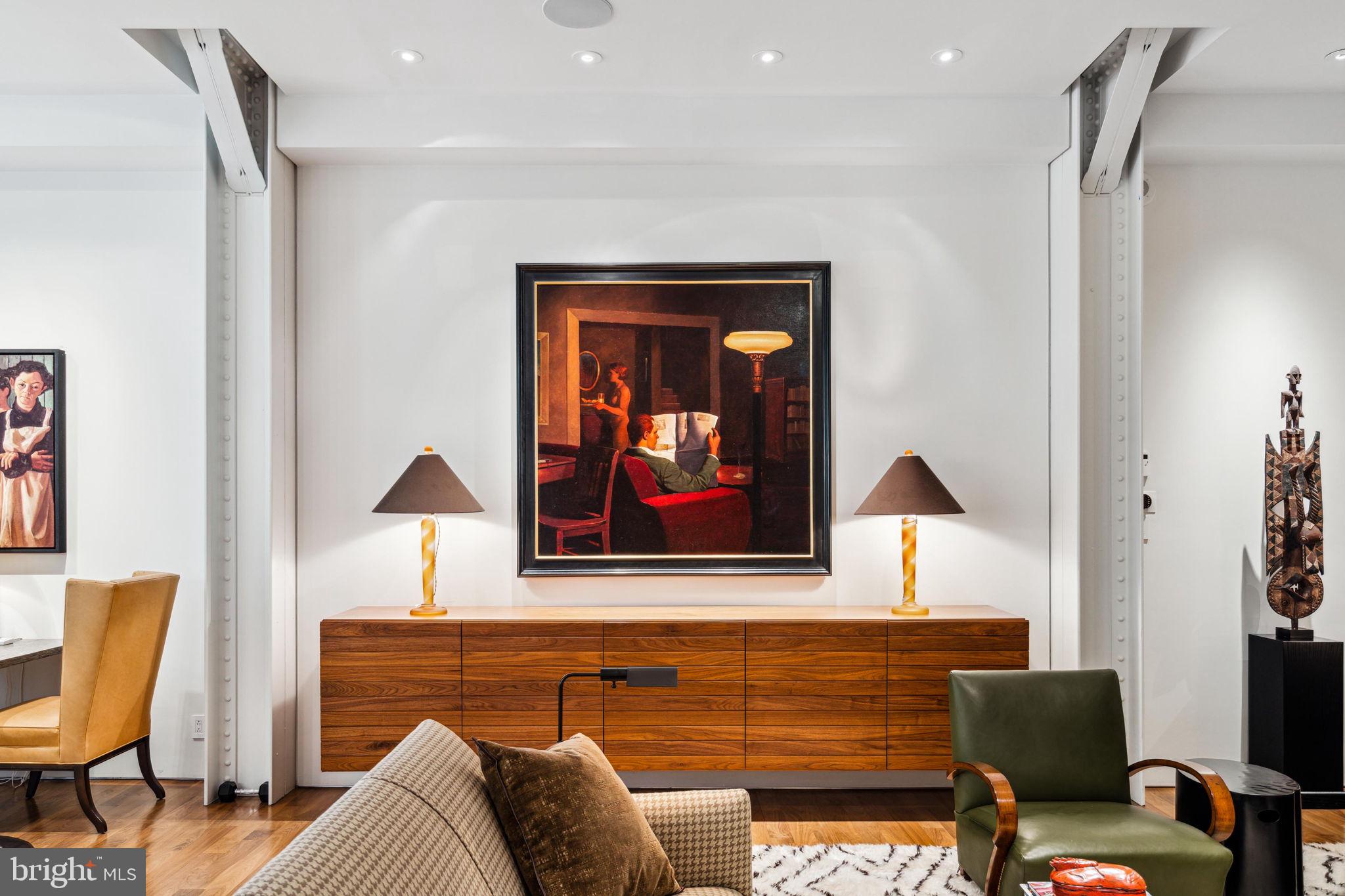 SOCIETY HILL - Residential