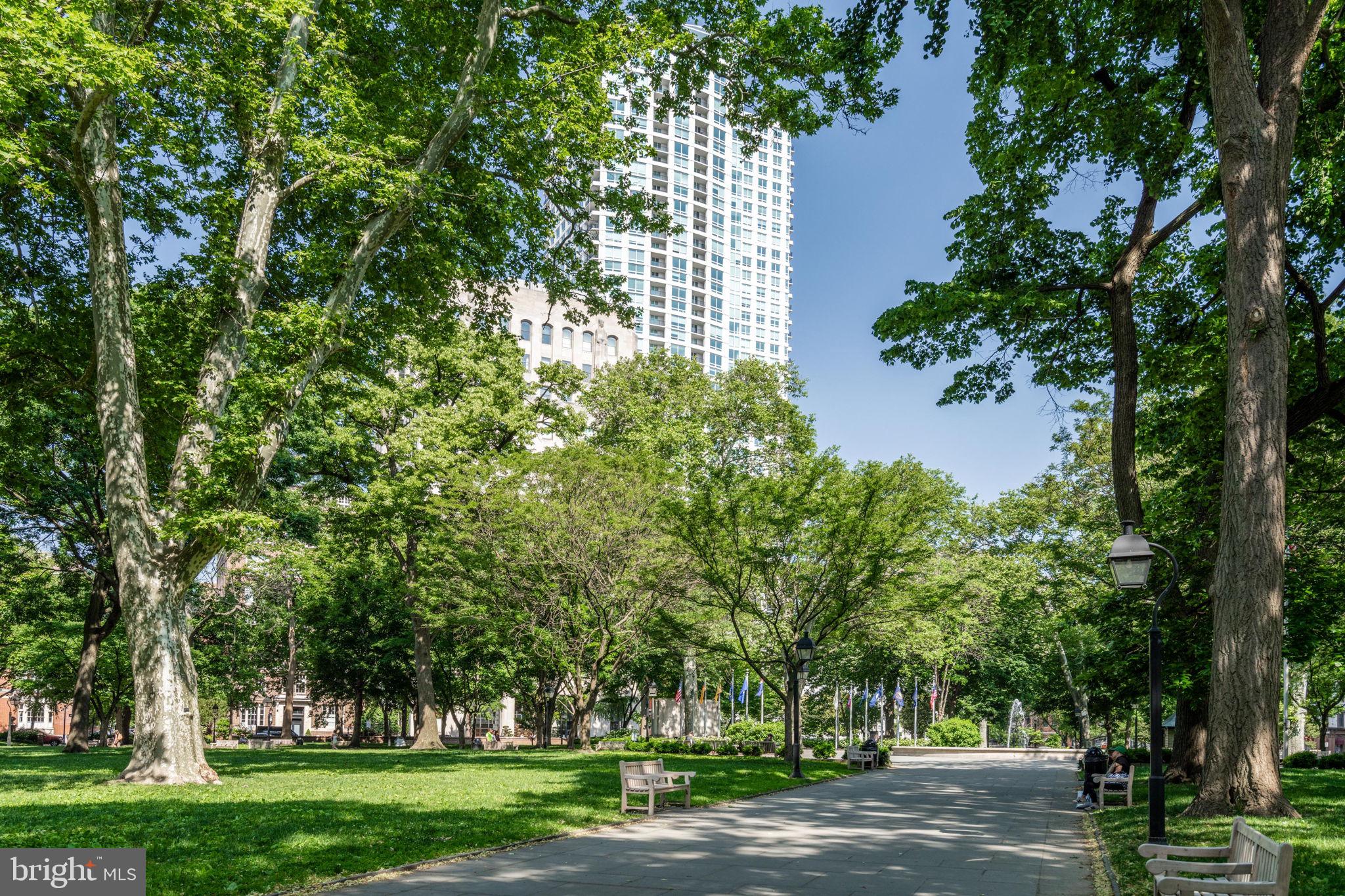 SOCIETY HILL - Residential