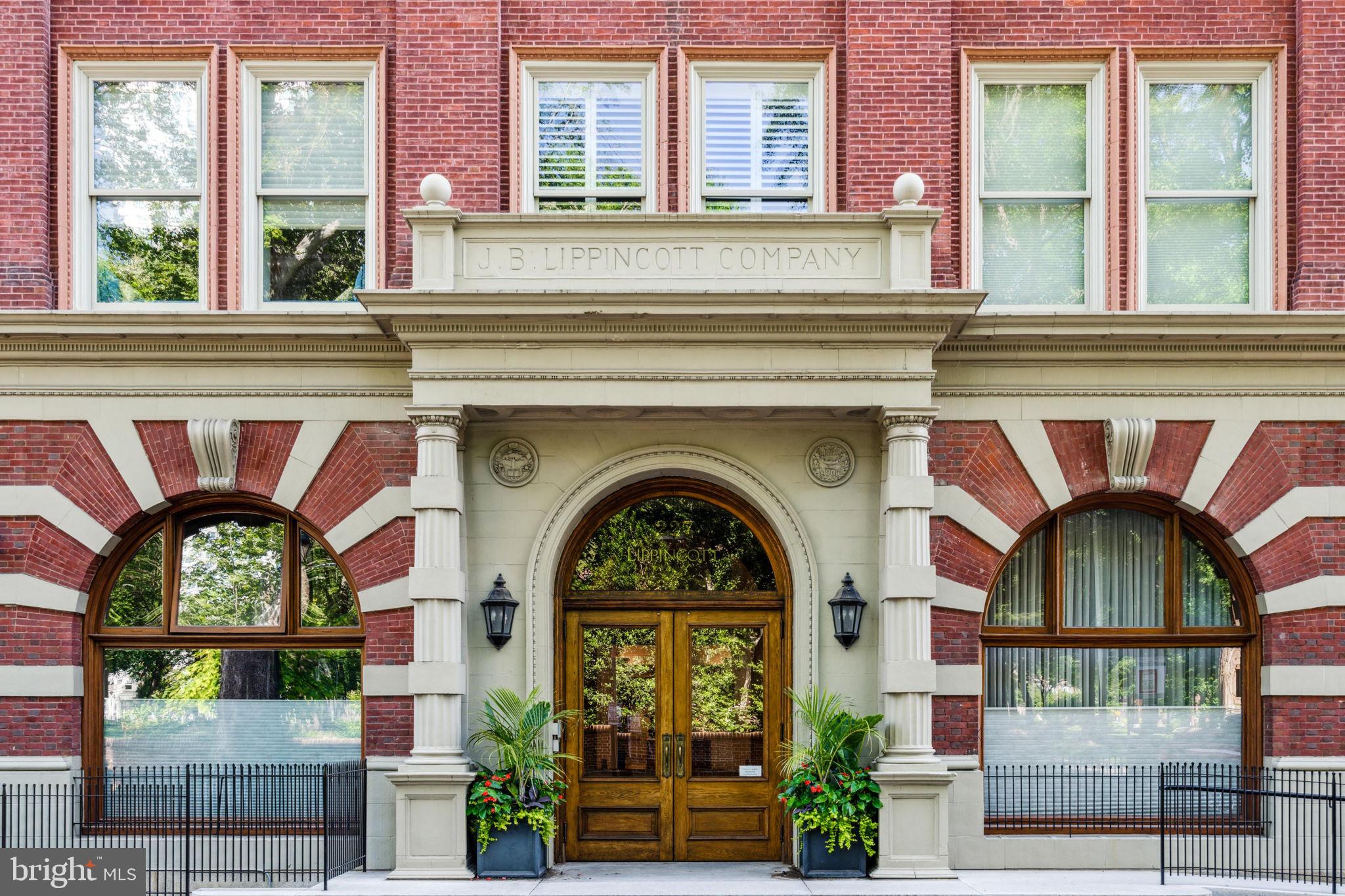 SOCIETY HILL - Residential