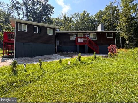 6856 HOWELLSVILLE ROAD BOYCE VA 22620