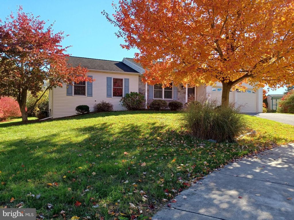 Photo of 130 WHEATFIELD CT, QUARRYVILLE, PA 17566 (MLS # PALA2027076)