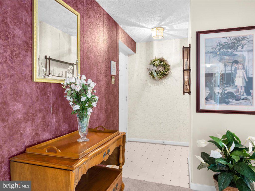 SOUTHFIELD CONDO - Residential
