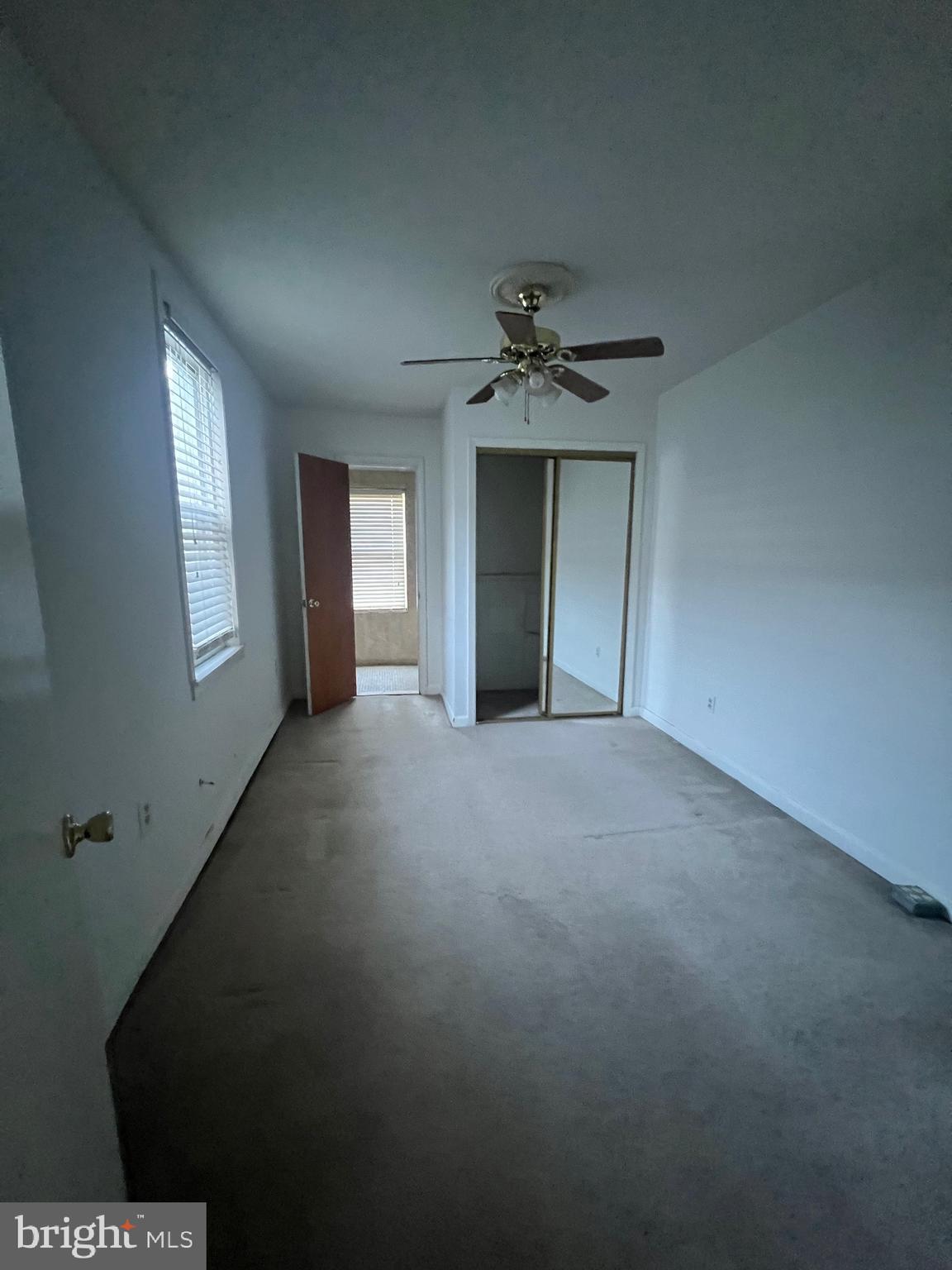 LOCUST POINT - Residential