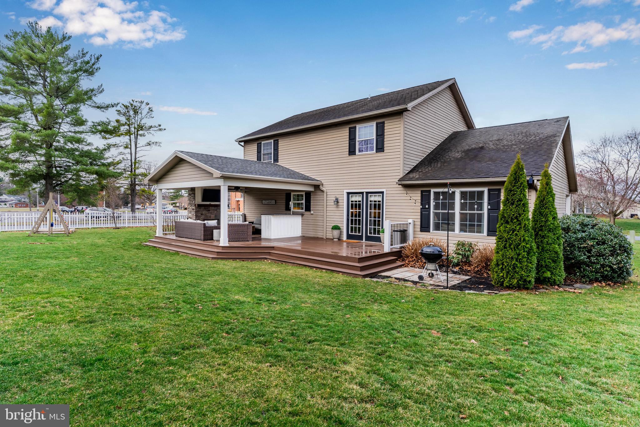 GUILFORD HILLS NORTH - Residential