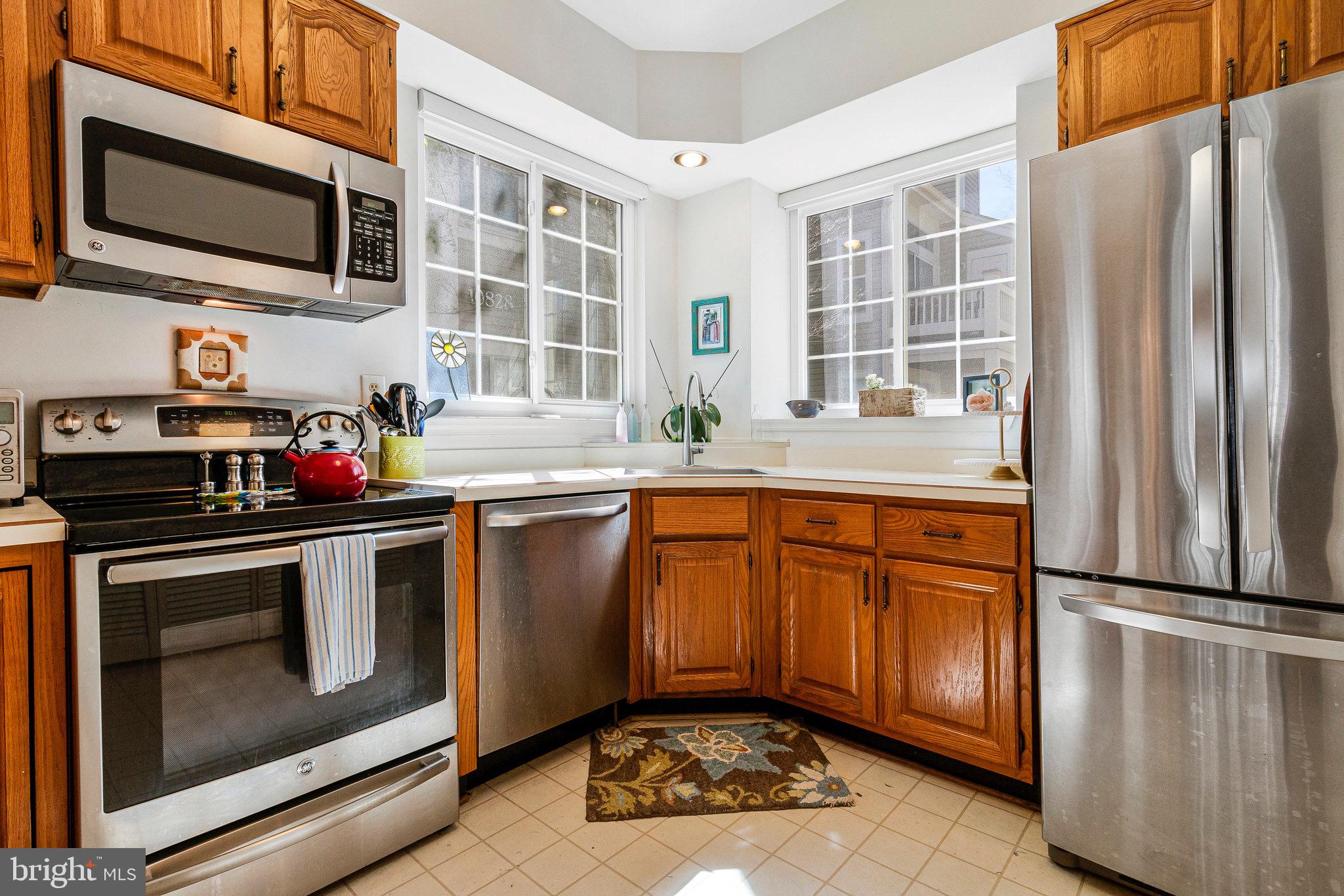 BENTLEY PLACE - Residential Lease