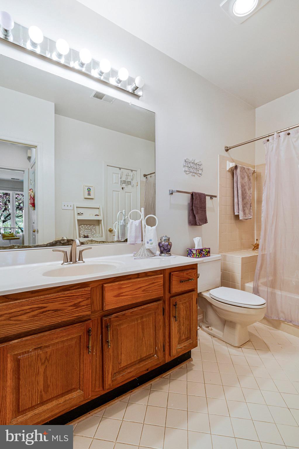 BENTLEY PLACE - Residential Lease