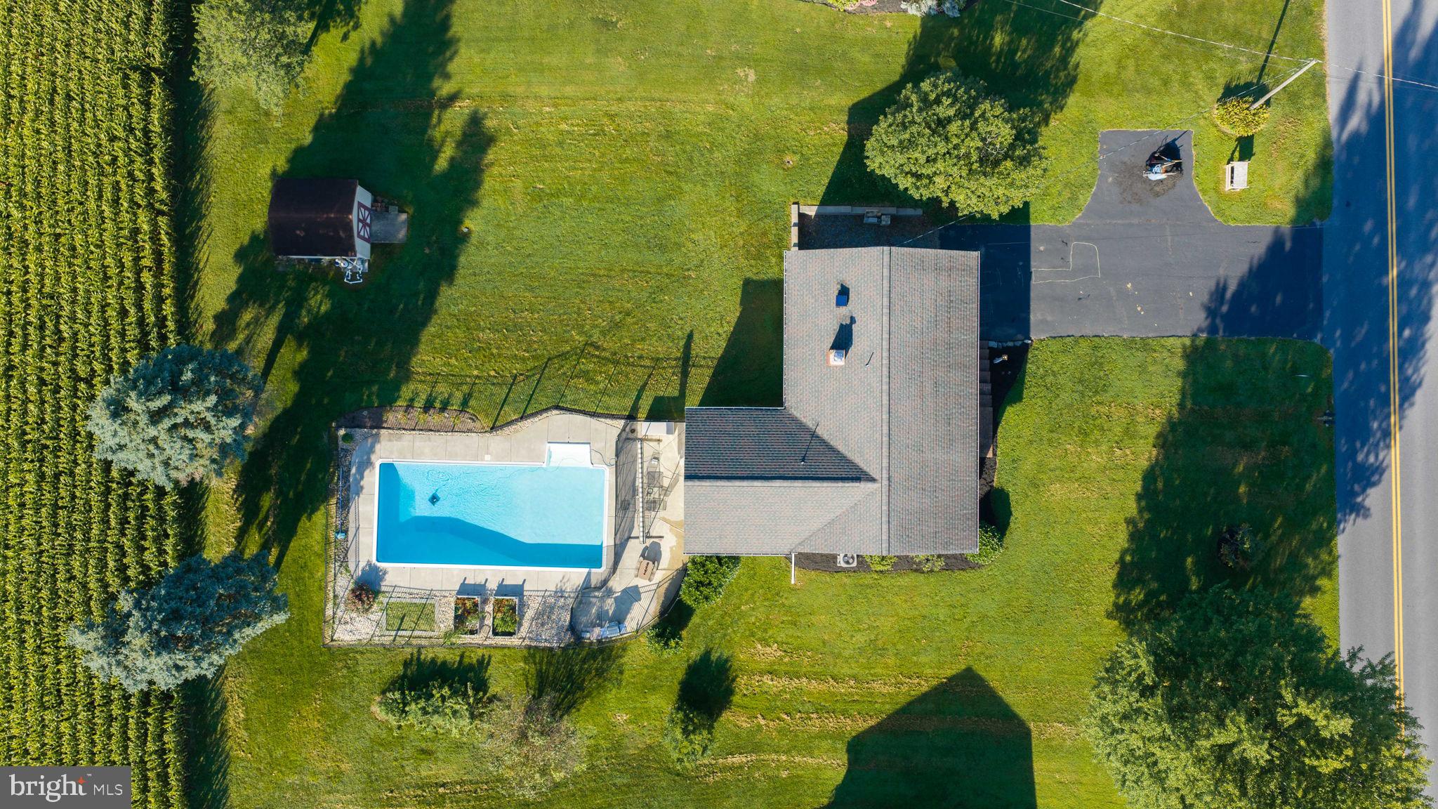 3936 LOCUST GROVE
