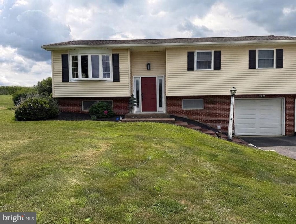 Photo of 3936 Locust Grove Rd, COLUMBIA, PA 17512 (MLS # PALA2094772)