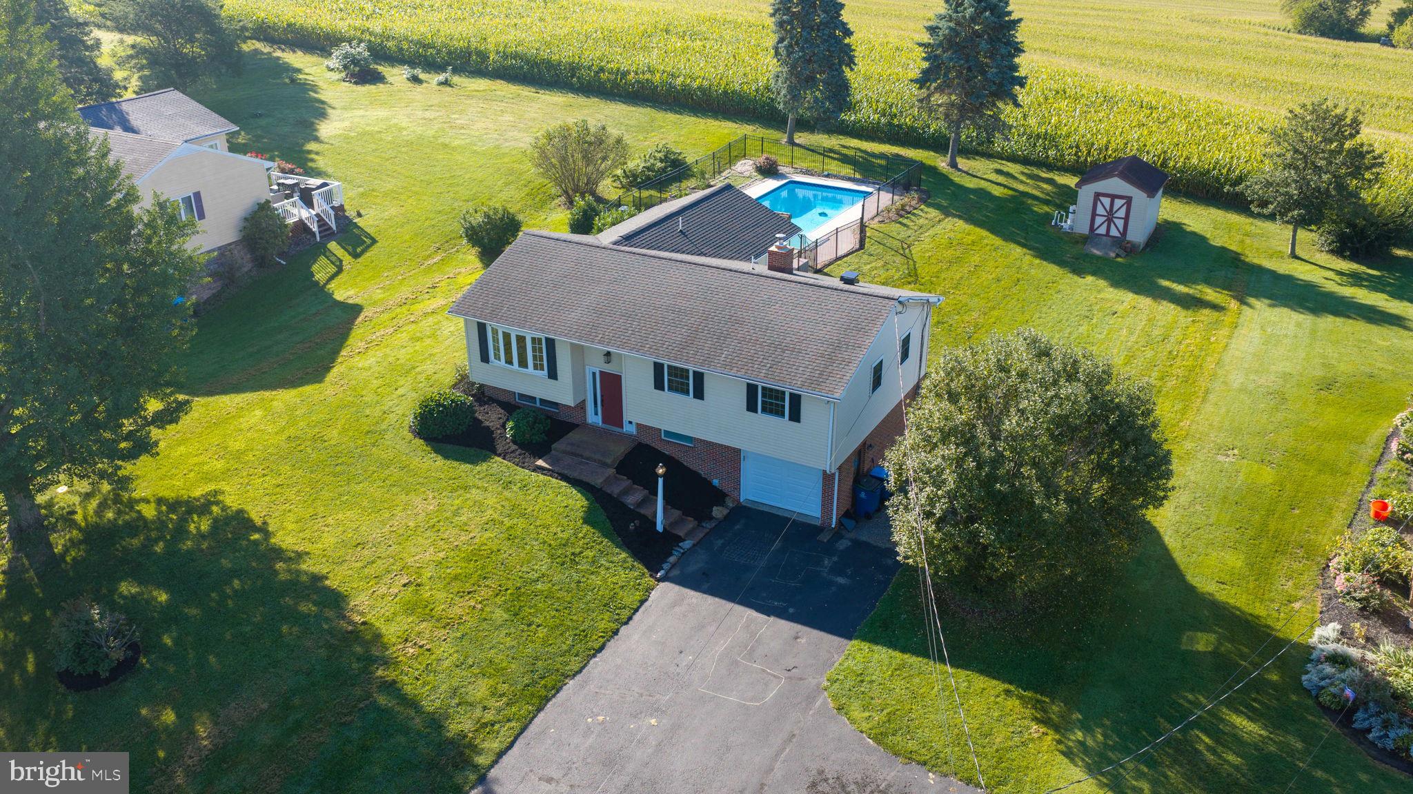 3936 LOCUST GROVE