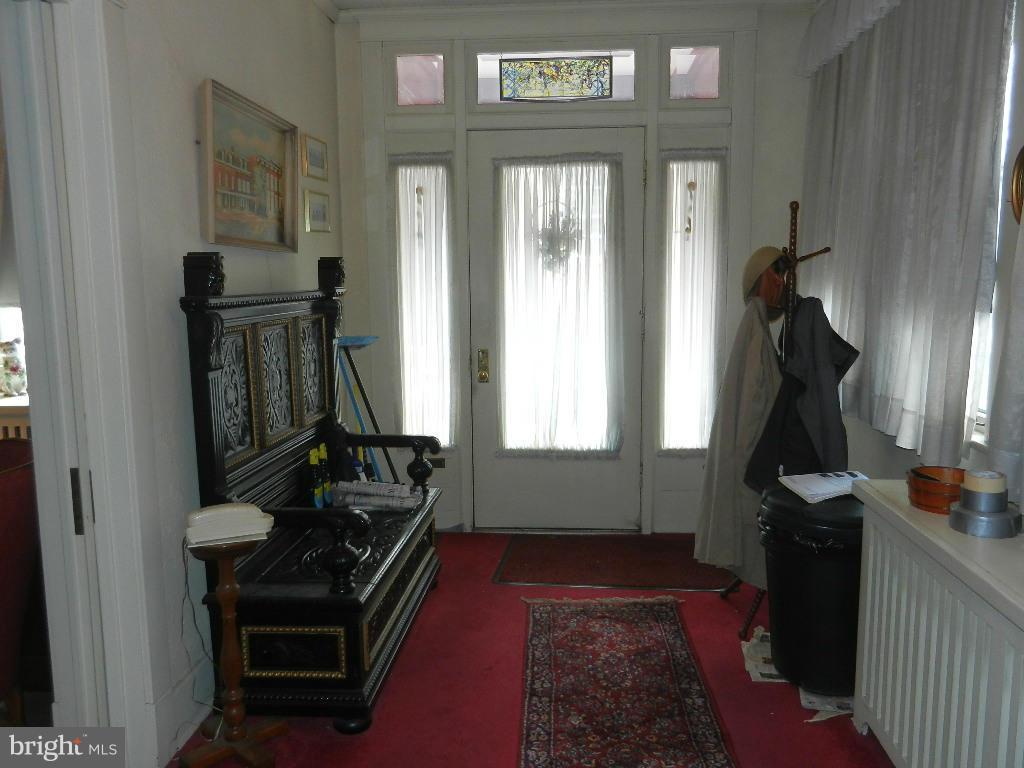 WEST SIDE - Residential