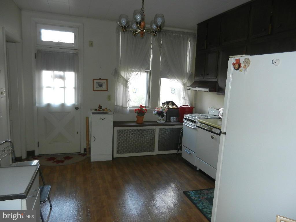 WEST SIDE - Residential