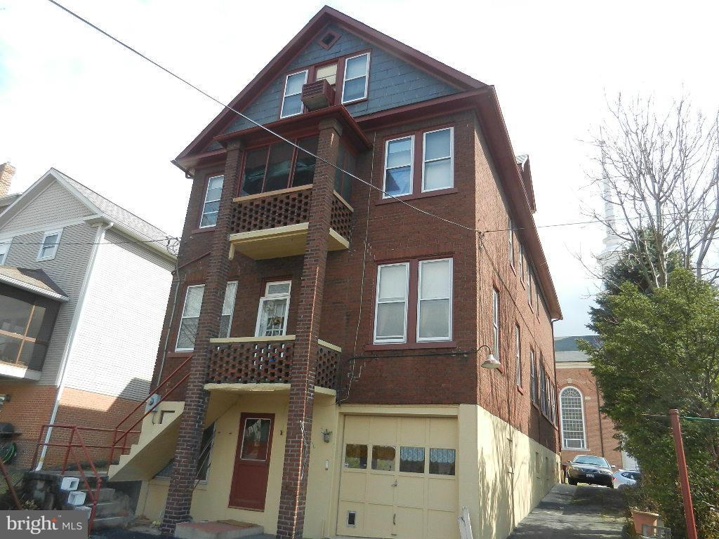 WEST SIDE - Residential