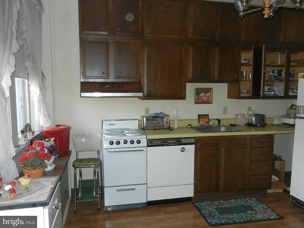 WEST SIDE - Residential