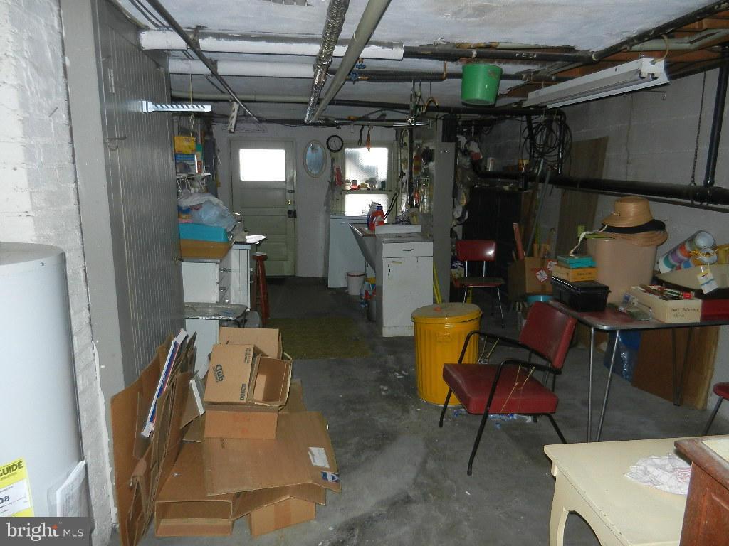 WEST SIDE - Residential