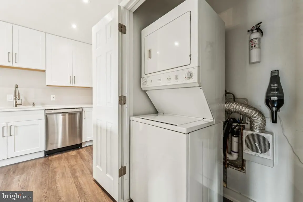 Silver Spring, Maryland 20904, United States, 1 Bedroom Bedrooms, ,1 BathroomBathrooms,Residential,Contingent,141618