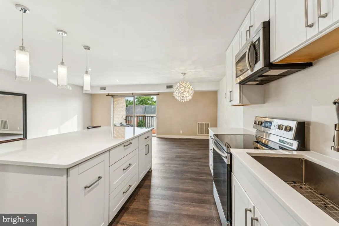 Silver Spring, Maryland 20904, United States, 1 Bedroom Bedrooms, ,1 BathroomBathrooms,Residential,Contingent,141618 Silver Spring, Maryland 20904, United States, 1 Bedroom Bedrooms, ,1 BathroomBathrooms,Residential,Contingent,141618