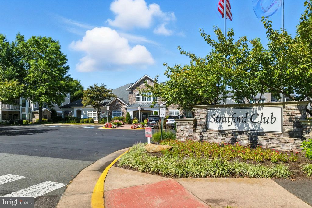 Photo of 501 Sunset View Terrace SE #306, LEESBURG, VA 20175 (MLS # VALO2106446)