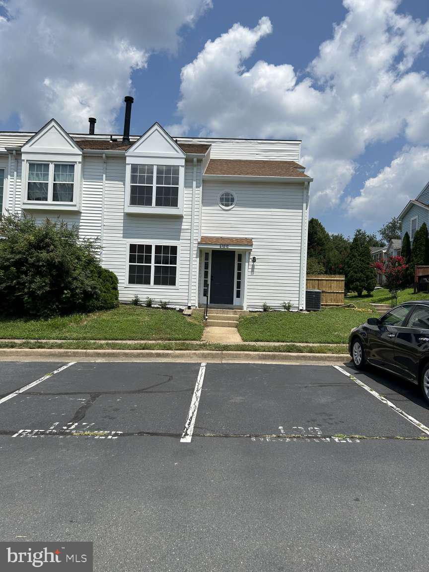 6101 HOSKINS HOLLOW CIRCLE C