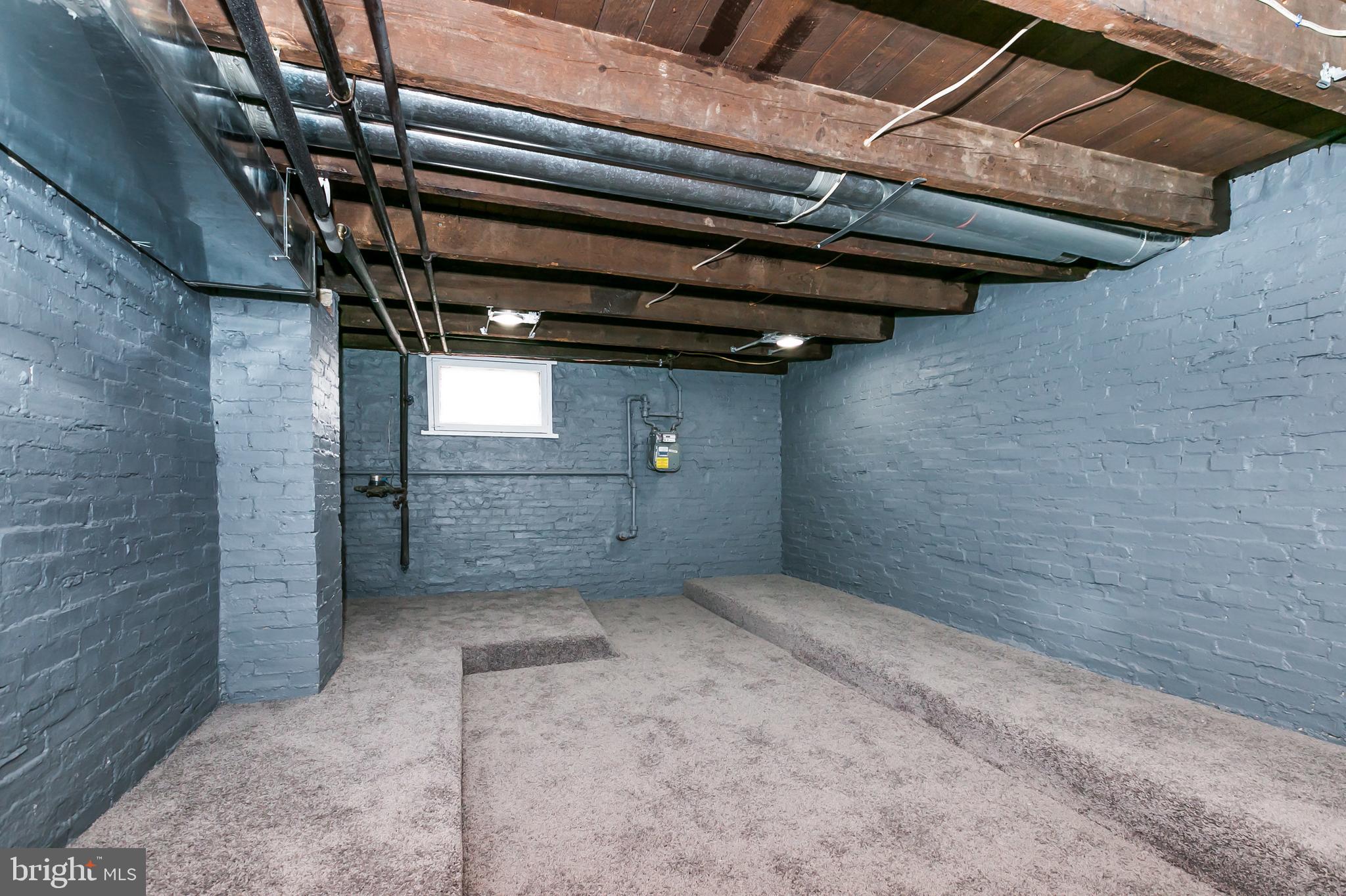 WASHINGTON VILLAGE - Residential