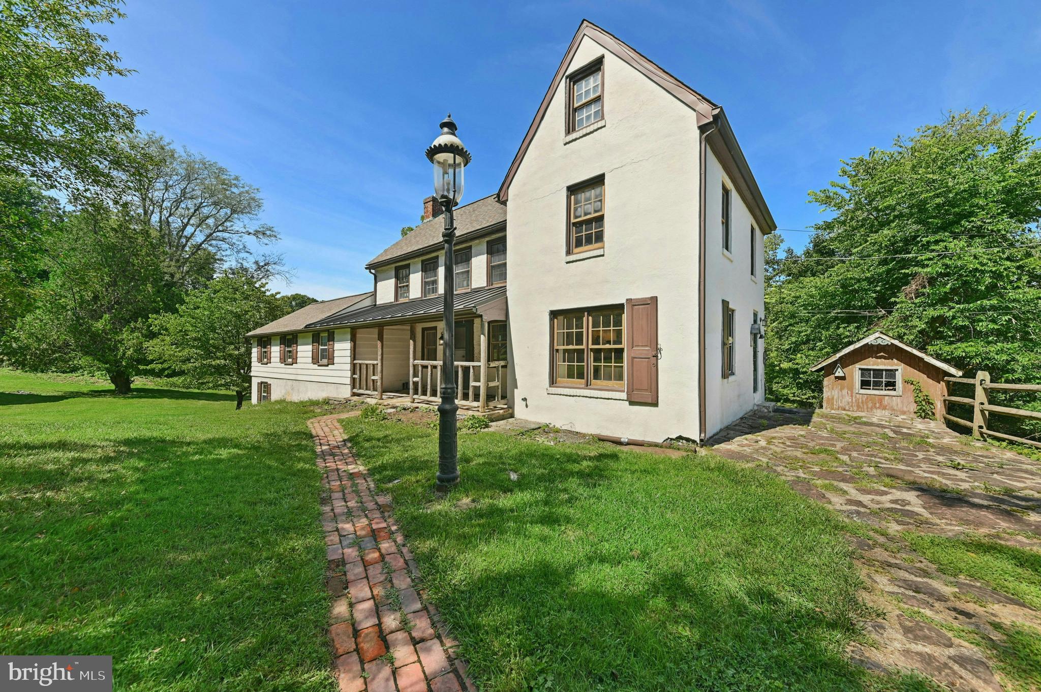 90 TURKEY LANE