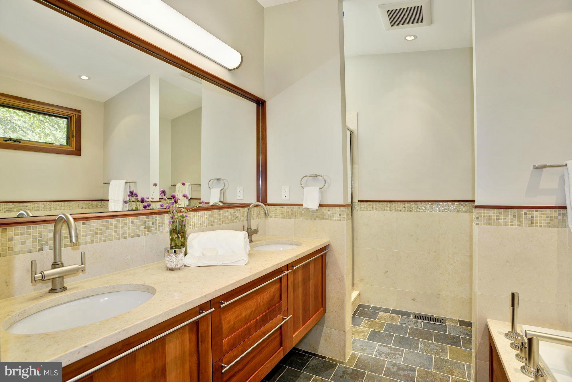 BANNOCKBURN - Residential