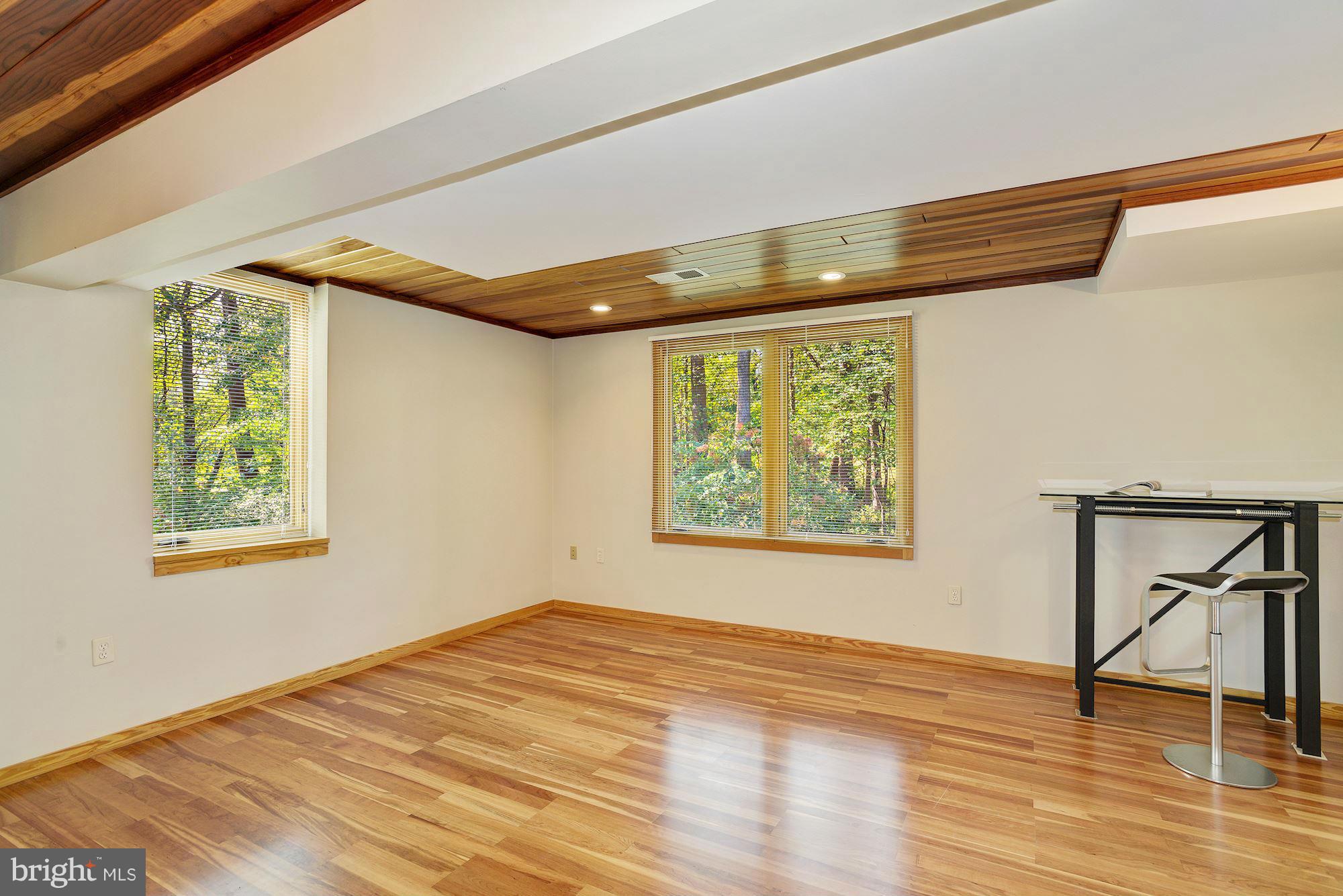 BANNOCKBURN - Residential