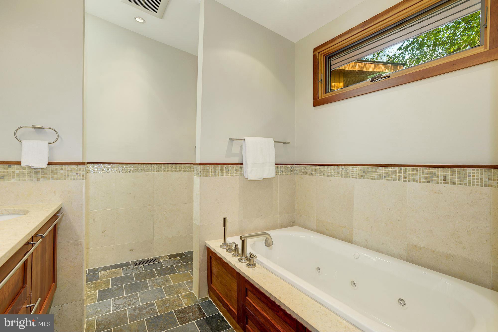 BANNOCKBURN - Residential