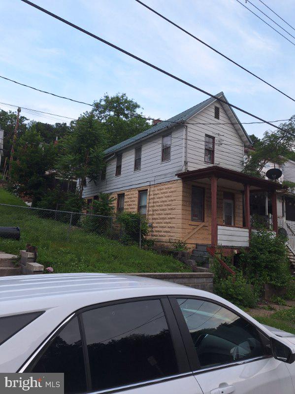 437 GOETHE STREET