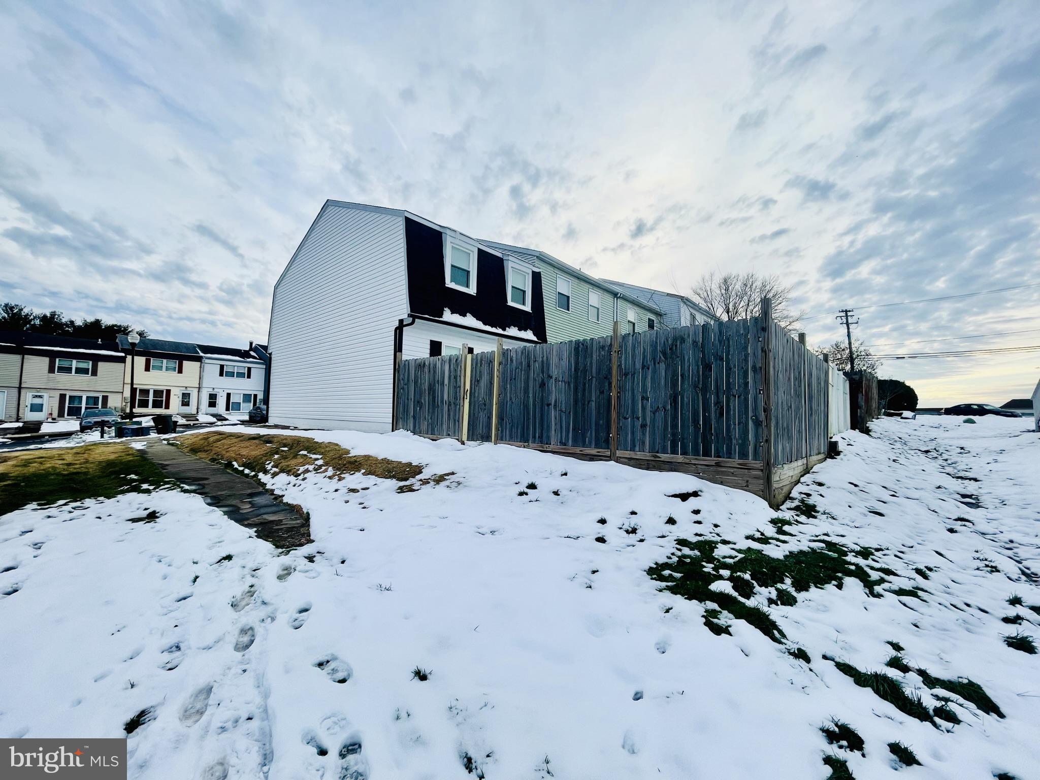 ROSEDALE - Residential