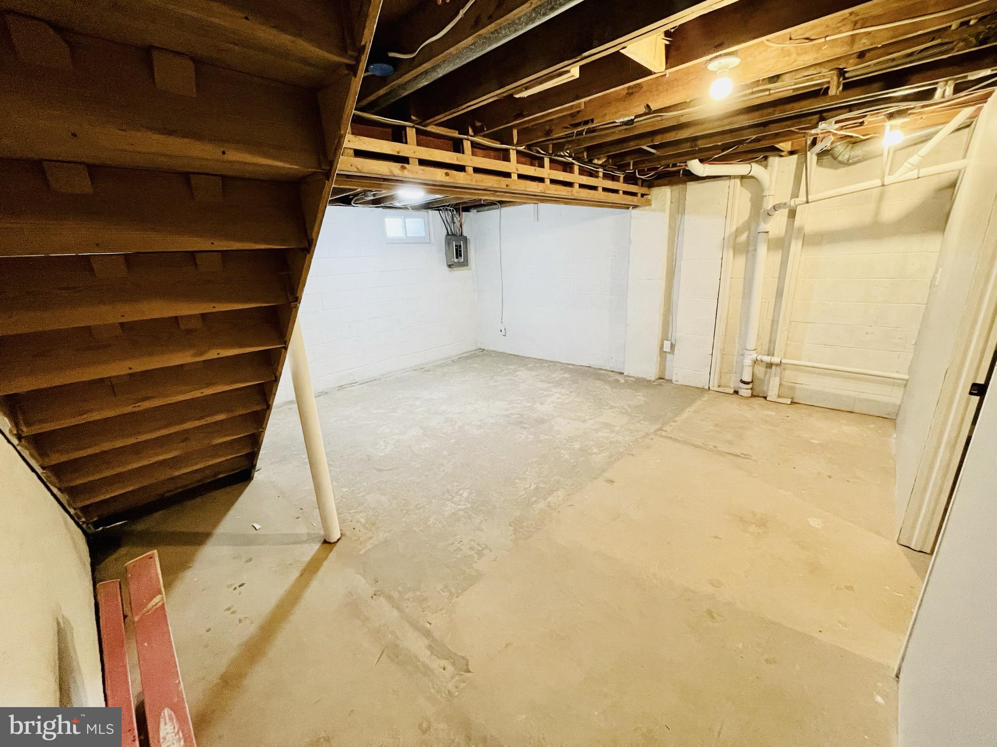 ROSEDALE - Residential