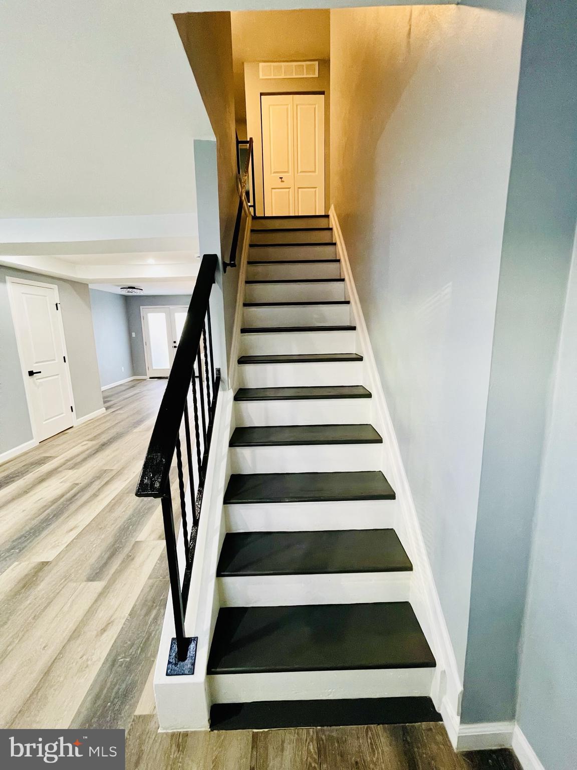 ROSEDALE - Residential