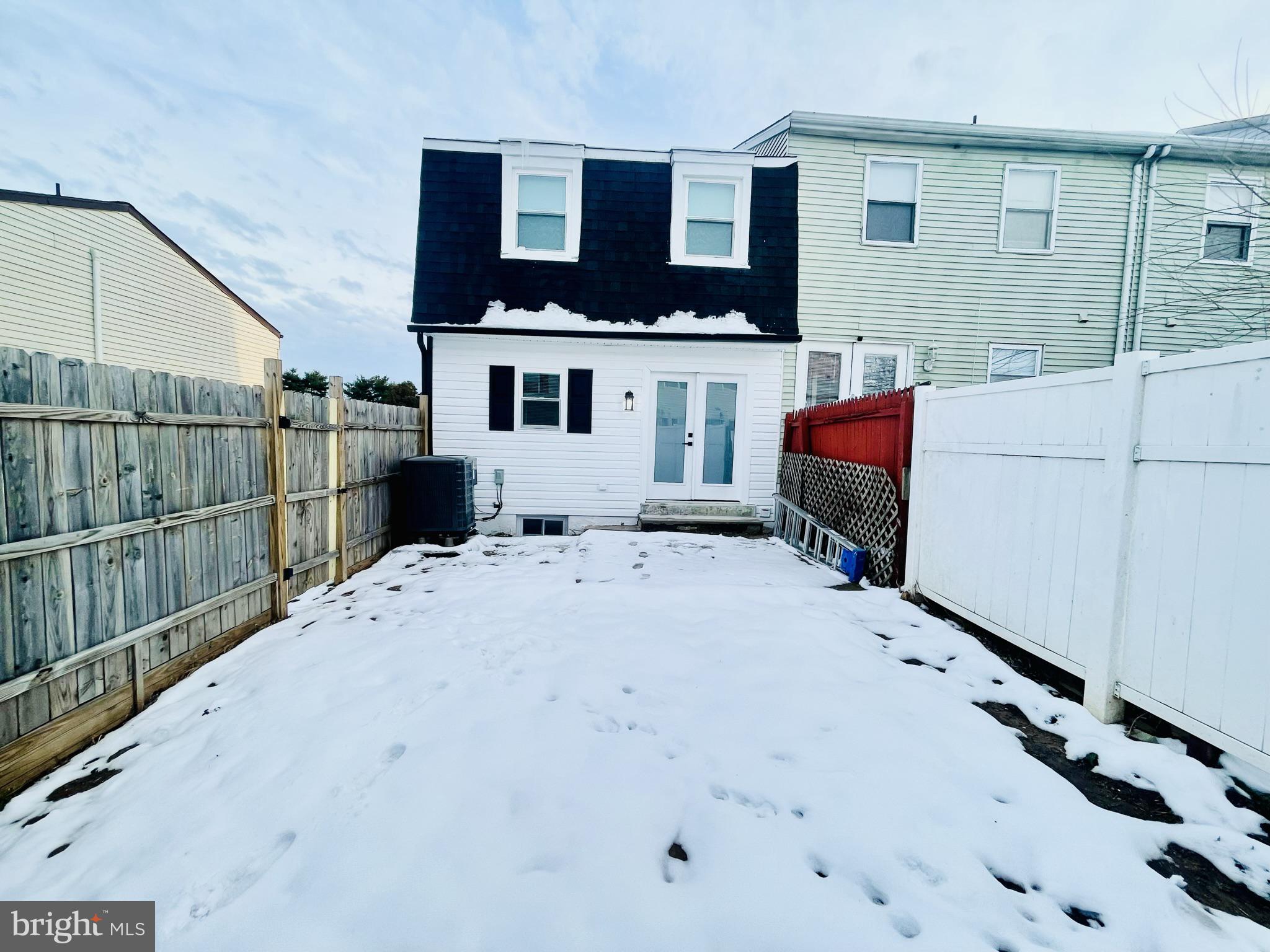 ROSEDALE - Residential