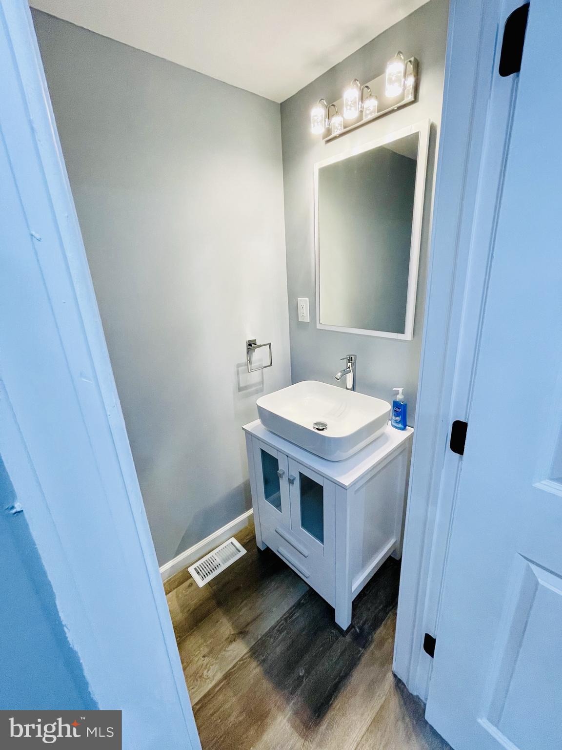 ROSEDALE - Residential