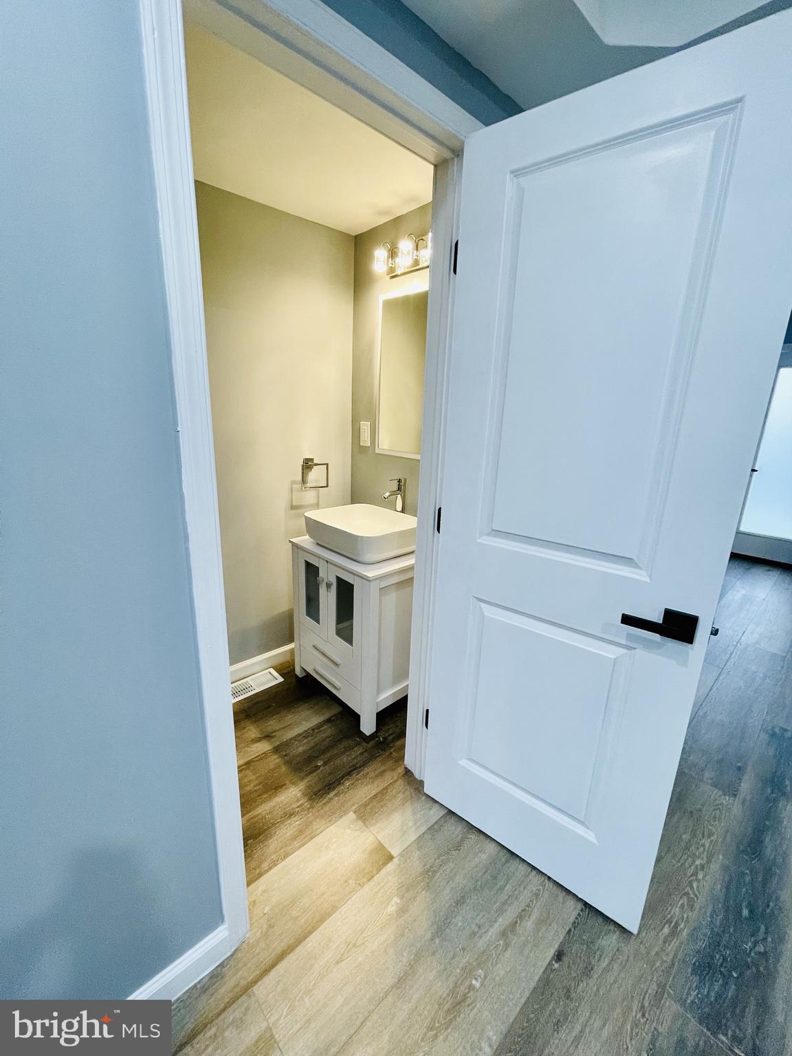 ROSEDALE - Residential