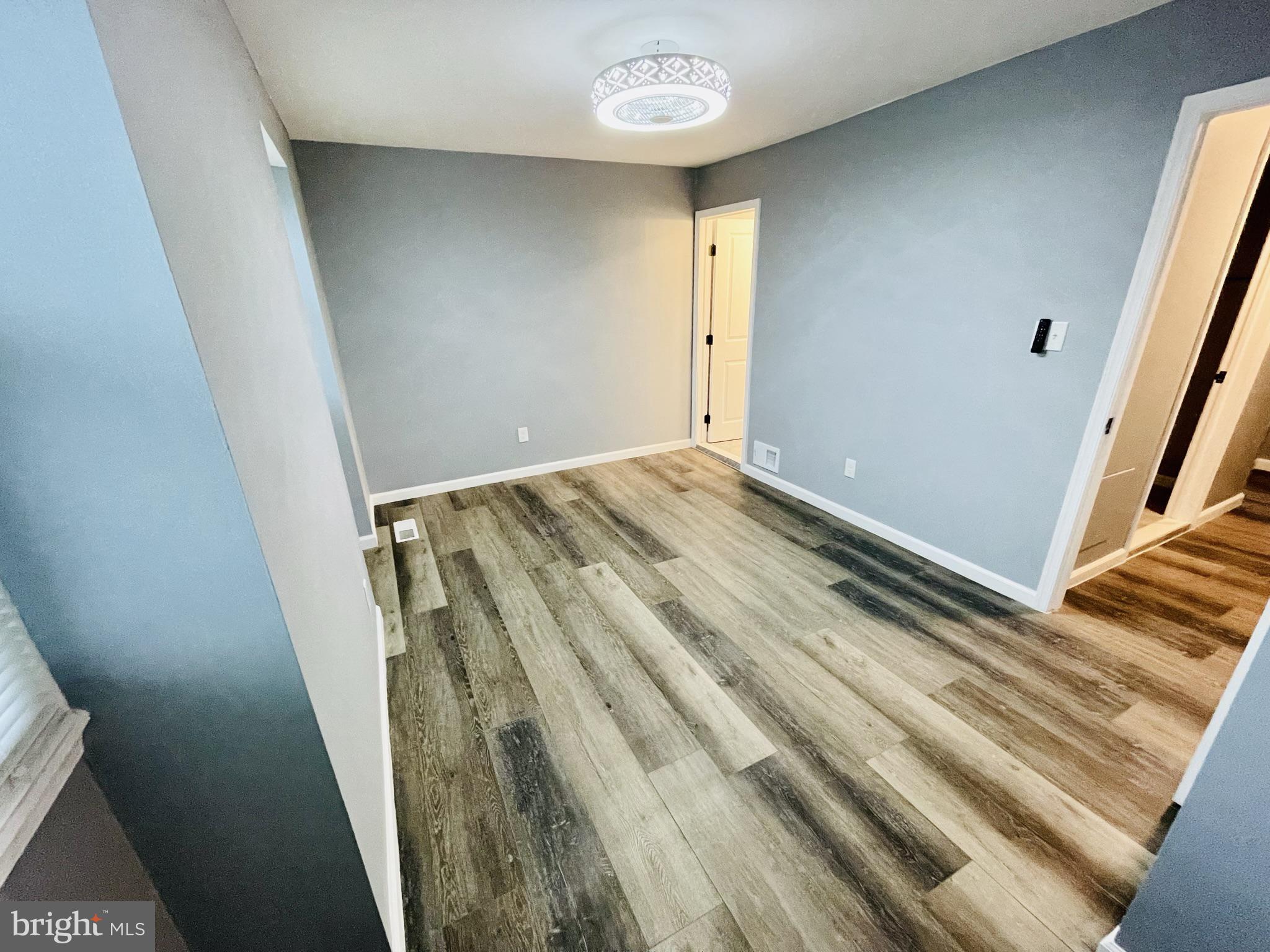 ROSEDALE - Residential