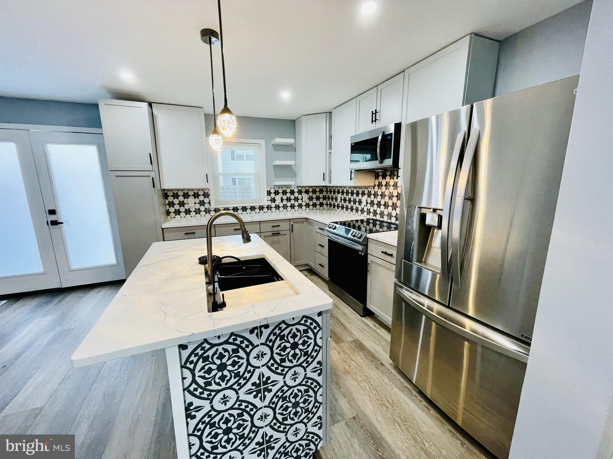 ROSEDALE - Residential