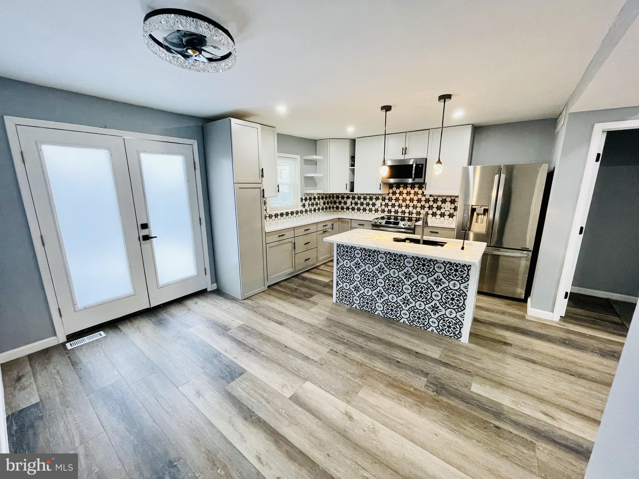 ROSEDALE - Residential