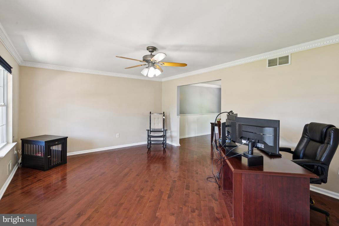 31 MEADOW LANE