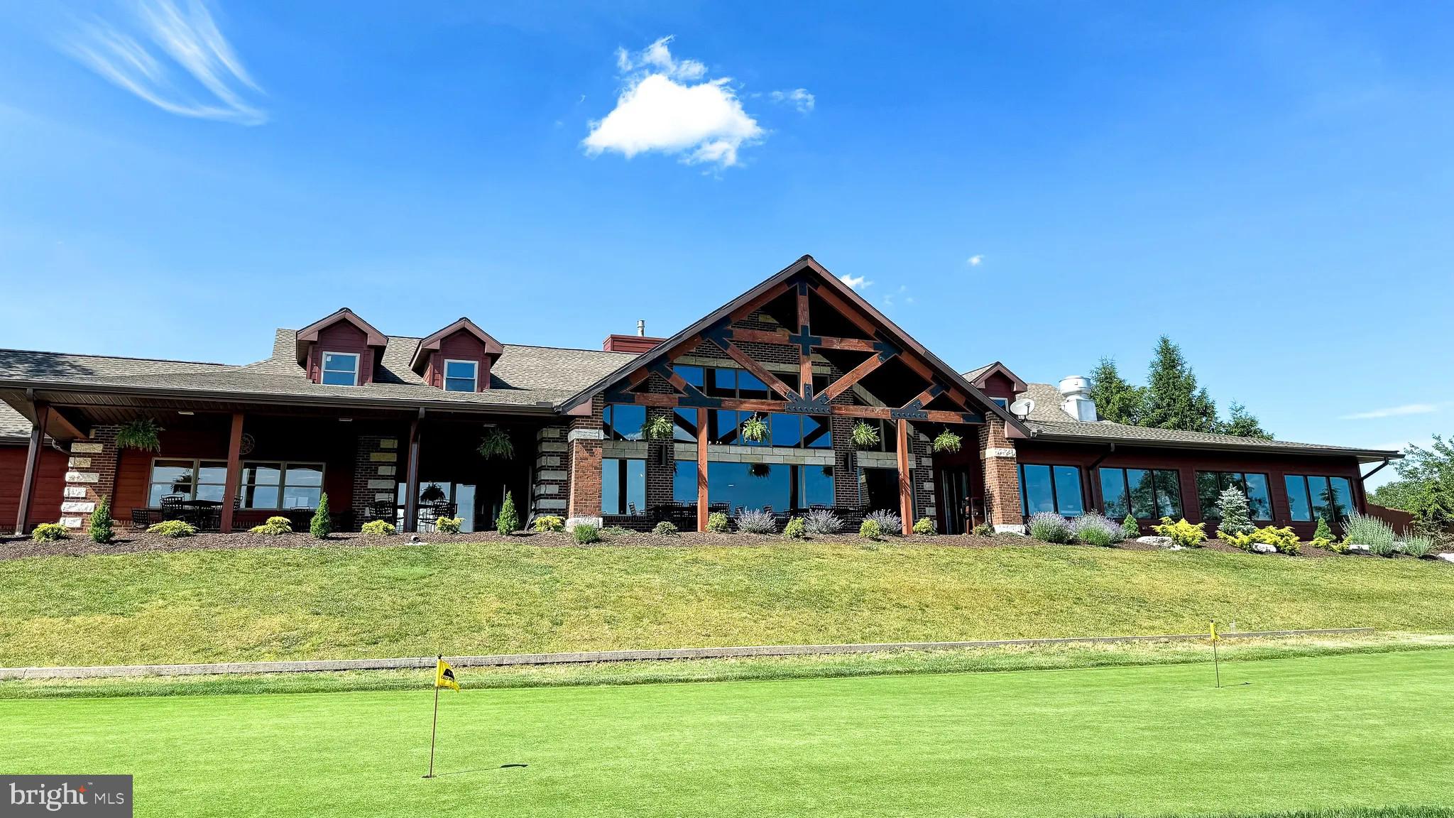 EAGLE ROCK RESORT - Land