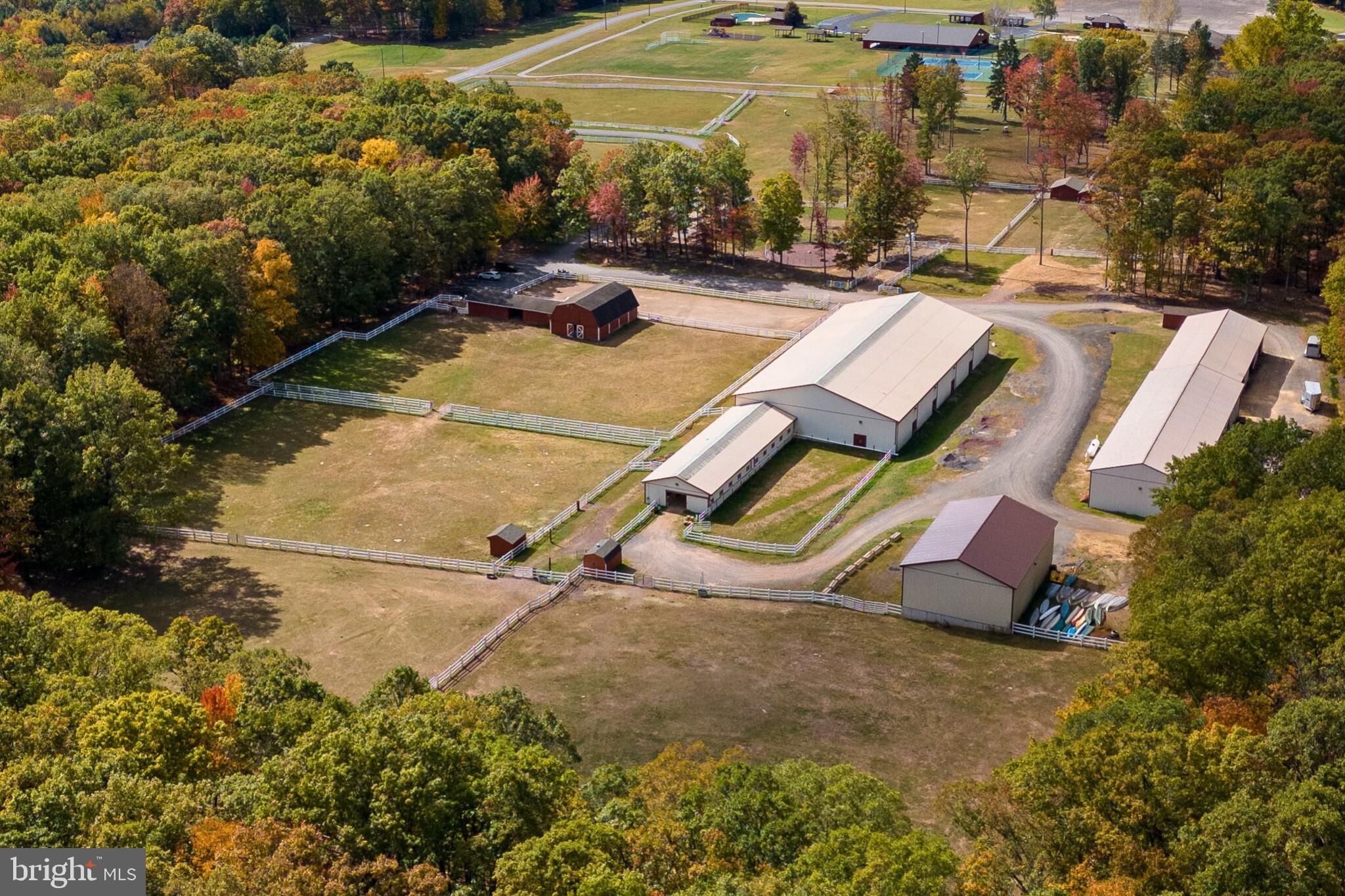EAGLE ROCK RESORT - Land