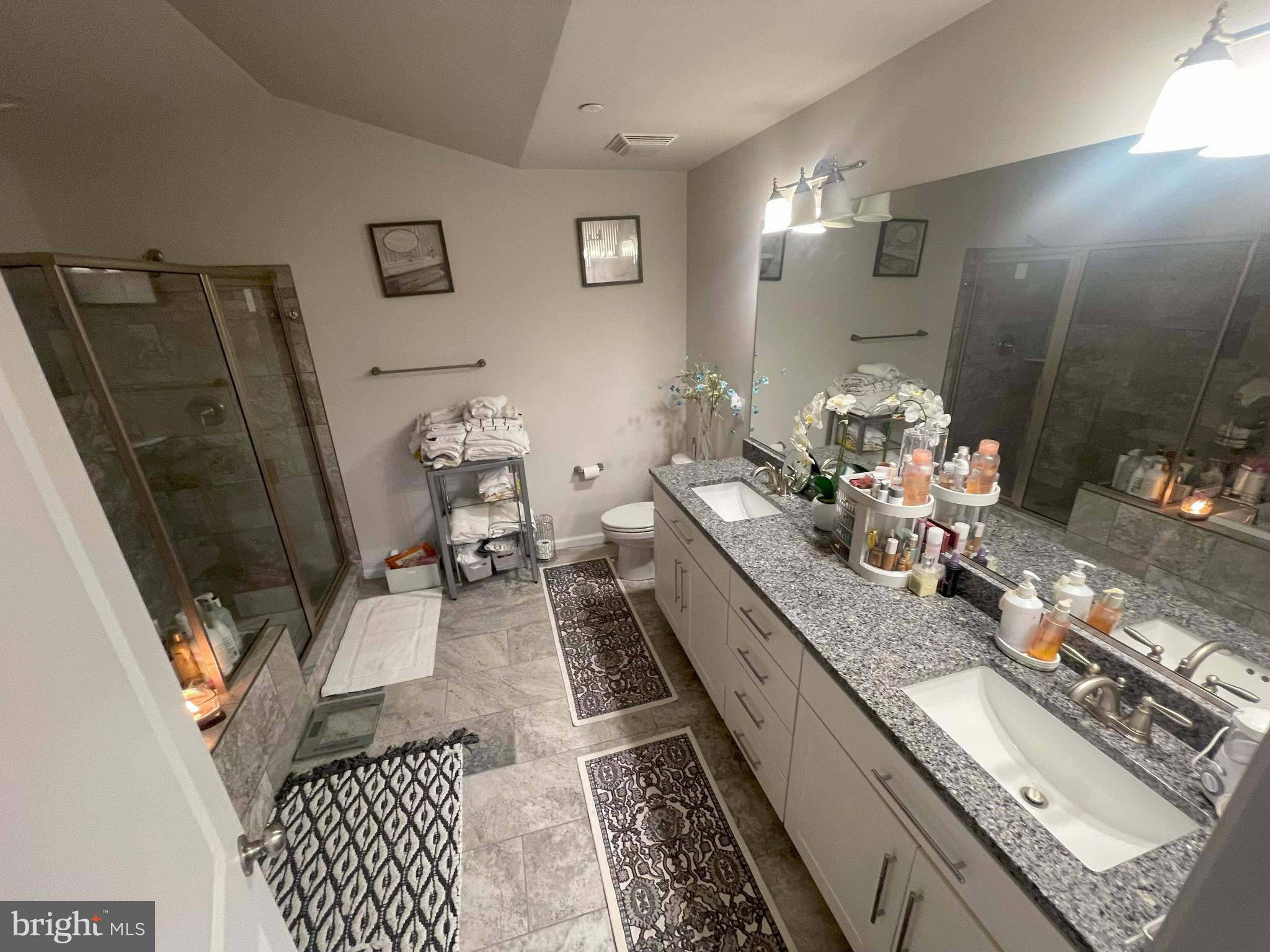 GERARD PLAZA - Residential Lease