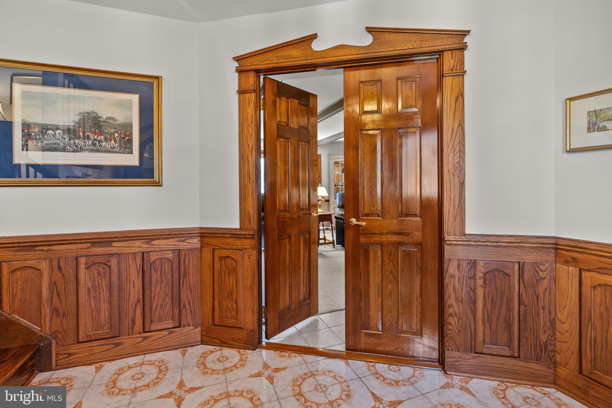 HILLCRESTSHIRE - Residential