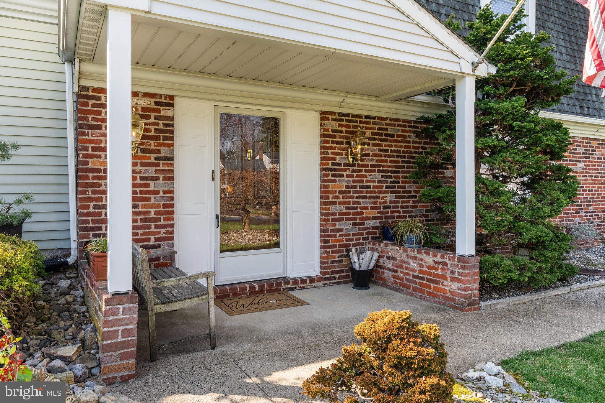 HILLCRESTSHIRE - Residential