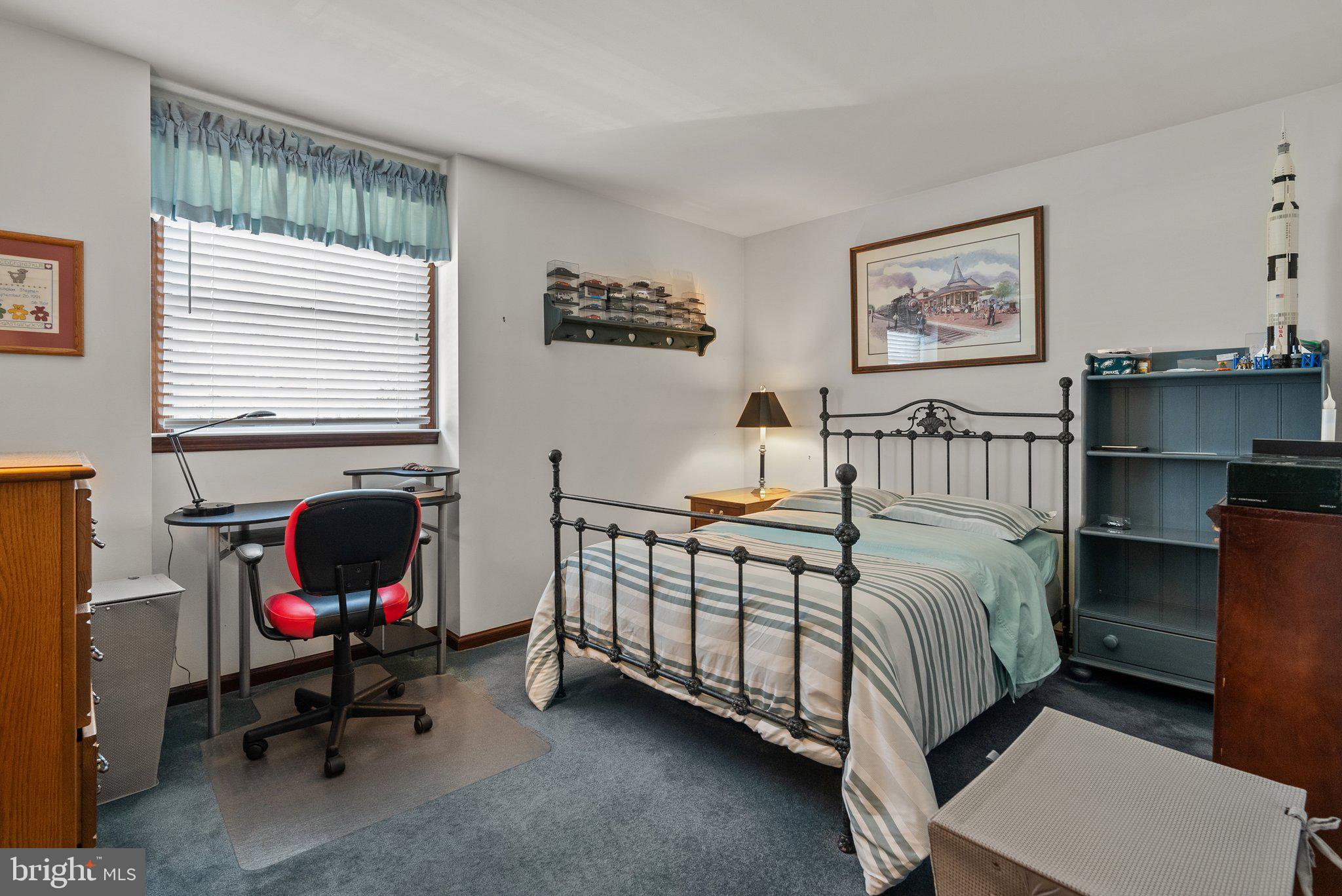 HILLCRESTSHIRE - Residential