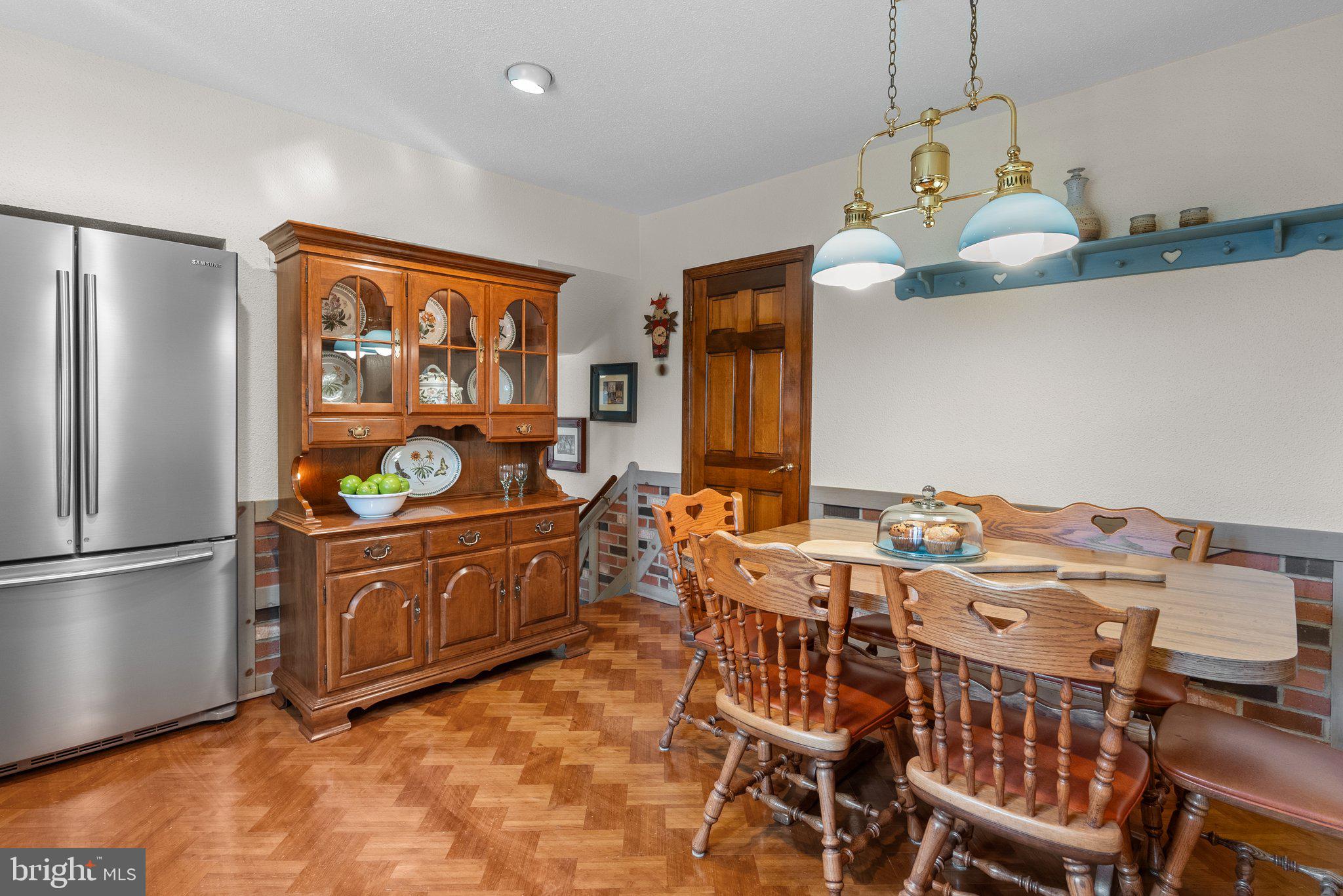 HILLCRESTSHIRE - Residential